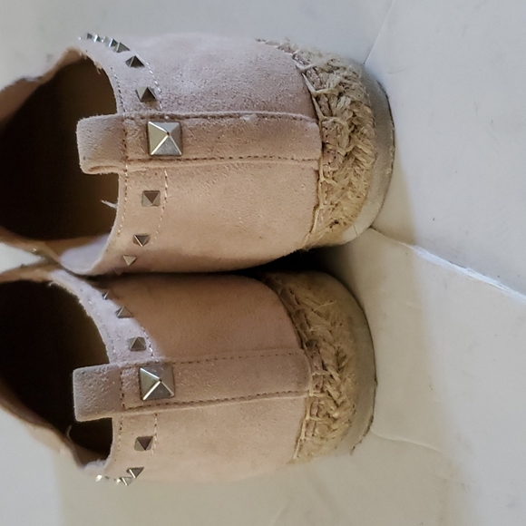 Marc Fisher Chequer Espadrille Slip-Ons With Studs Size 7M - Picture 4 of 9